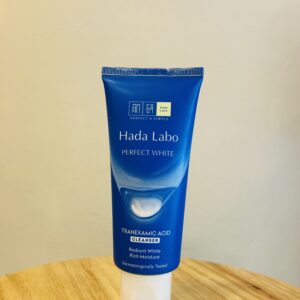 Perfect white cleanser